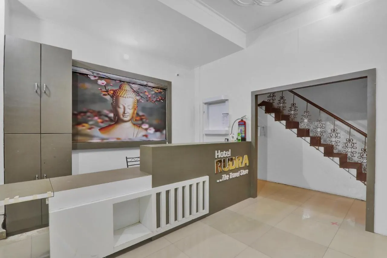 호텔 Oyo 82070 Rudra Guest House 바라나시